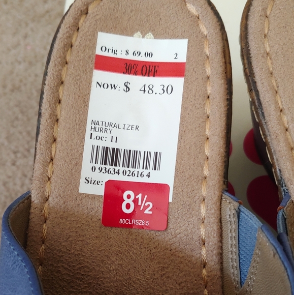 Naturalizer Wedges - Picture 3 of 3